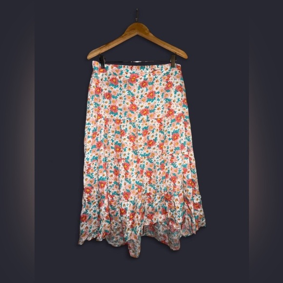 Floral Women's Skirt - Picture 1 of 4